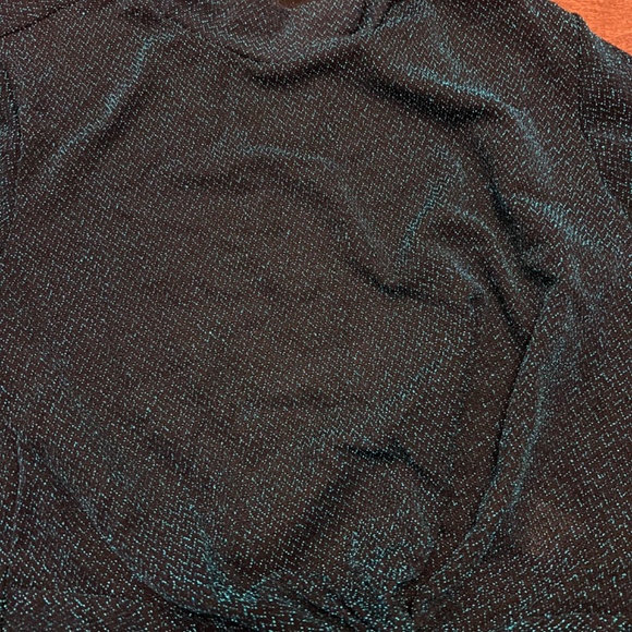 Sparkly blouse - Picture 2 of 3